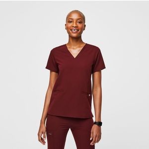 Figs Casma Three Pocket Scrub Top